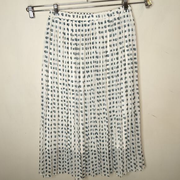 Uniqlo Pleated Midi Skirt Geometric White Blue Chiffon - Picture 7 of 8